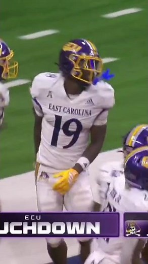 Anthony Smith with a 50-yard touchdown catch from Owen Mccown vs. Utsa