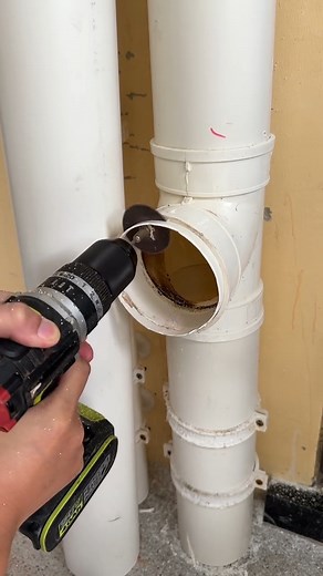 701K views · 3K reactions | How to Fix PVC Pipe Leakage with Simple Trick | DIY Plumbing Hack #ideas #shorts #pipe | Hardware tools | Facebook