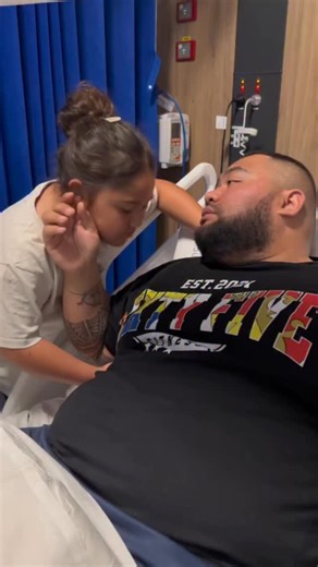 2025 What a year, time zooms past quick and through everything, every experience and every season I am grateful. I just want to say thank you, if we have crossed paths this year and you somehow contributed to my journey (good or growth)🙏🏽❤️ May next year be filled with blessings and may you find the strength and resilience to stick it out during them tough seasons as we all have em. Nothing but love and good vibes!!! We either win or learn…but never lose 💯✌🏾😎 | Havea676