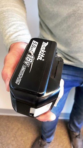 Introducing the Makita Vacuum - Powerful Cleaning Tool