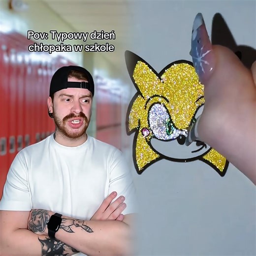 Co tam ukryliście przed nauczycielem, chłopcy? 😅 #śmieszne#parodia#pov#szkolneabsurdy