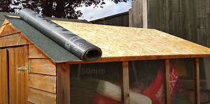 How To Install Garden Shed Felt Roofing (Without A Blow Torch or Self-Adhesive!) - Backyard Workspace