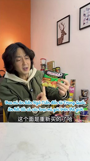 Ngô Tiến ăn thử mì tôm omachi Việt Nam: Khen hay chê?