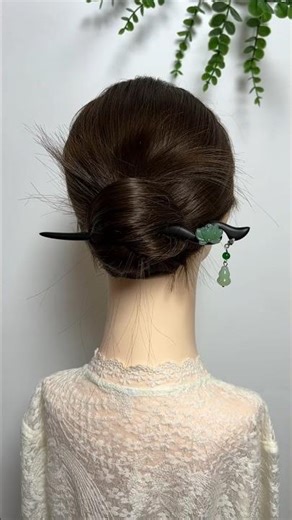 Simple & Pretty Hairstyles for Spring 🌸 | Easy Beginner Hair Ideas #hairstyle #shorts