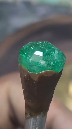 Swat Emerald Cutting & Polishing 💎 Gemstone Process #trending