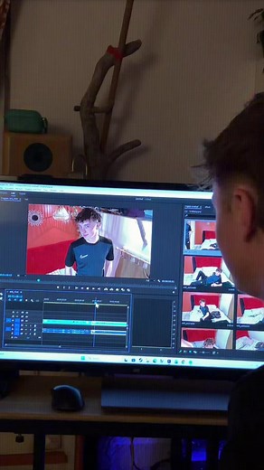 When I actually let Kyle take full control of the vid 😍 #model #gay #contentcreation #loveactually