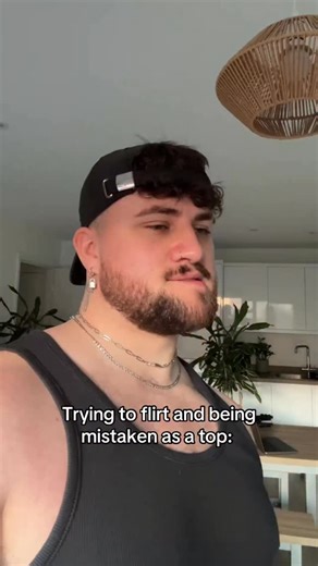 Barking up the wrong tree bby😭 | Max Hovey