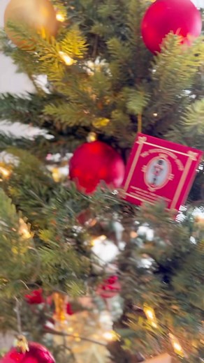 171K views · 6.7K reactions | Amazing DIY Stocking Holder built from RECYCLED MATERIALS! | Salvaged by k. scott | Facebook