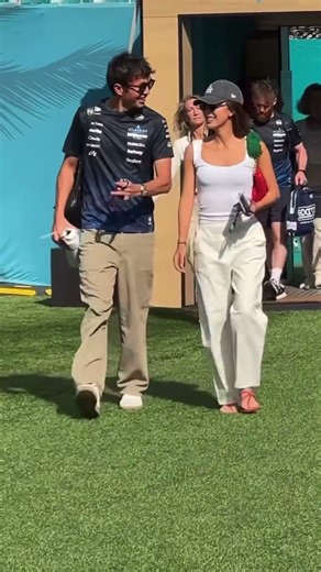 Alex Albon arrives with his future wife for Miami GP on Qualy day