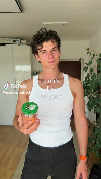 Lentils in Every Meal: Full Day of Eating for Male Models