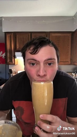 Delicious Oatmeal Cream Pie Milkshake Recipe