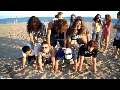 How to make a human pyramid