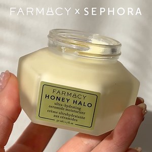 9K views · 6.1K reactions | Get Glowing Honey - Glowing skin starts with @FarmacyBeauty’s Hydrating Honey Halo Moisturizer  ✨ Shop now at Sephora | Sephora | Facebook