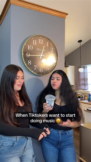 Santea’s Song Reaction: When TikTokers Try Music
