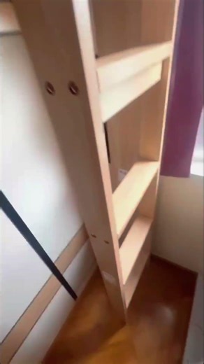 This bunk bed with a desk underneath is convenient to use and makes full use of bedroom space. #h...