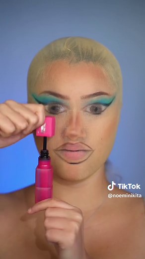 get ready with me to rob a bank @planetberny#makeuptutorial#makeup#viral#halloweenmakeup #halloweeninspo#grwm#joke#trend #halloween #makeuplook