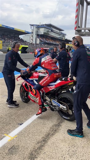 MotoGP #FrenchGP Practice Luca Marini P1️⃣1️⃣ Johann Zarco P1️⃣2️⃣ Joan Mir P1️⃣4️⃣ Takaaki Nakagami P2️⃣0️⃣ Thank you for your support! #MotoGP #RC213V #Honda #HRC #Hondamotorcycle #HondaRacing #Motorcycle #Racing #Motorsports | HRC - Honda Racing Corporation