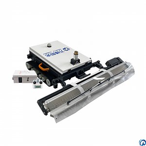 [Hot Item] Optimal Performance Solar Panel Cleaning Robot Professional Photovoltaic Panel Cleaning Tools Kit