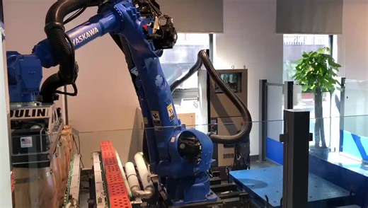 6 Axis Robot Arm YASKAWA GP50 Pick and Place Machine 50kg Payload 2061mm Reach Arm Industrial Robot With Schunk Gripper
