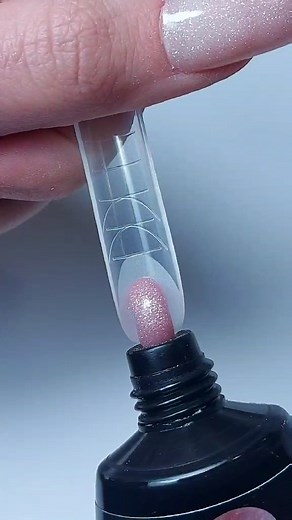 Nail set with dual forms & artistry gel for an extraordinary 3D nail art! Follow the steps to create this amazing nail set! #artistry #acrygel #acrygelnails #nailsofinstagram #gellie #nailinspo #nailart #dualforms #dualformnails #3dnailart #3dnails #jknailsacademy #jkstarnails | JKstarnails - Nail art υλικά