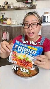 First time trying “Apple Ramen” | Lần đầu thử mì táo #ramen #mukbang