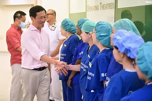 Higher wages for 37,000 public healthcare workers from mid-2025: Ong Ye Kung