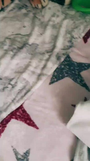 Lydia's asmr (@lydias_asmr)’s videos with original sound -