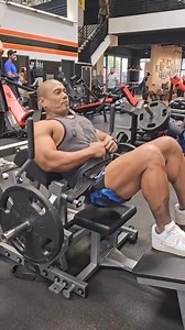 with Juyoung Ha #ryefitness #glutesworkout #glutesgrowth | Rye Fitness