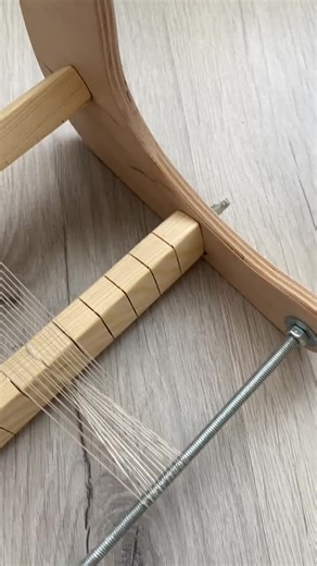 Mini Professional Wooden Loom for LONG Beadwork Weaving - for Loomed Stitch Hatbands, Bracelets, Collar and Choker - Work Space Size 6" X 6" - Etsy