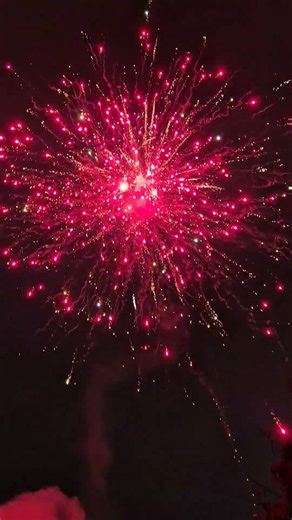 jisne bhi ea shot liya hai sabse best shot hai👌🎊🎉💥🧨#crackers #fireworks #firecracker #trending#viral