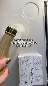 74K views · 200 reactions | An inflight mini-charcuterie? Yes please.  #InflightFood #WestJet #CharcuterieUn plateau de charcuteries en vol? J’en veux!  #NourritureEnVol #WestJet #Charcuteries | WestJet | Facebook