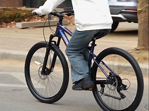 DM600禧玛诺24速通勤山地自行车！