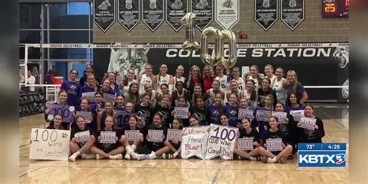 College Station HS volleyball celebrates coach’s milestone