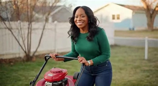 Mobile Small Engine Service Searching for lawn mower repair near you in Denver? We provide mobile small engine repair throughout Denver and nearby areas including Lakewood, Aurora, and Littleton. Instead of hauling your mower across town, we come directly to your home. We service: • Push mowers • Self-propelled mowers • Riding lawn tractors • Zero-turn mowers Common issues we fix include no-start problems, carburetor cleaning, fuel system repairs, and seasonal tune-ups. If you’re looking for con