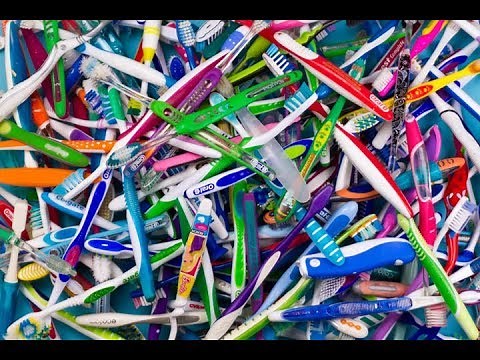 Quit plastic toothbrushes. Brush with Bamboo™