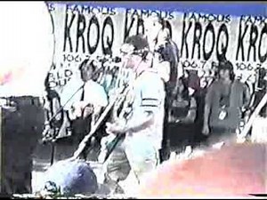 Weezer - "Buddy Holly" (Live) KROQ 1994