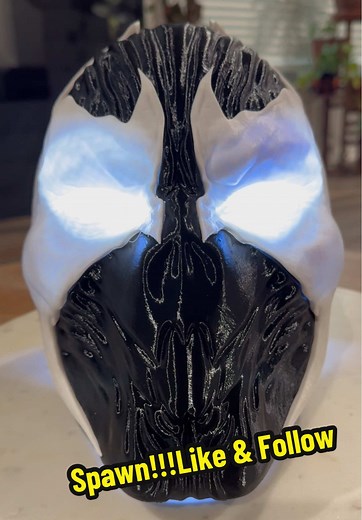 Spawn! #Spawn #spawncosplay #spawncomicbook #spawncomics #Hellspawn #cosplay #3dprint #3dprinting #3dprintingtiktok #bambulabofficial #bambulabx1carbon #bambulabp1s #anycubic #elegoo #sunlufilament #Hobby #Art #fashion @Yosh_studios