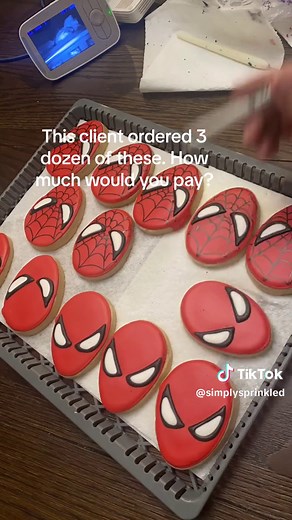 Let’s make Spider-Man cookies! 🕷️ #foryoupage #fyp #royalicingcookies #cookies #decoratedcookies #birthdaycookies #spidermancookies