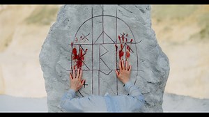 18K views · 99 reactions | Der Besuch eines schwedischen Festivals entwickelt sich für Christian und Dani zu einem verstörenden Albtraum. Plötzlich ist das Paar Teil eines Rituals, das seine Opfer fordert ☀ MIDSOMMAR - ab 26. September in ausgewählten UCI Kinos!  Tickets: uci.plus/midsommar | UCI Kinos Deutschland | Facebook