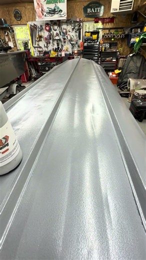 Wetlander bottom coating #driftboat #duckboat #wetlander #fishingboat