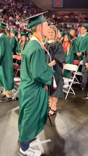72K views · 1.6K reactions | Noble Haskell, student who is quadriplegic, WALKS to receive his diploma! Noble, a cross country athlete, broke his neck in a car accident in June of 2021. He was determined to run again. He was voted Outstanding Student of the Year Credits: Reddit/Soloflow786 #SpecialStrong | Special Strong | Facebook