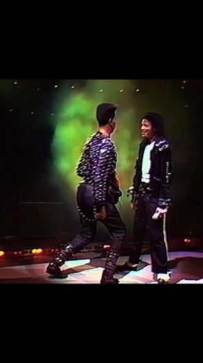 Y.A.Y.F LETS DANCE#michaeljackson #fyp #viral #thekingofpop #edit | michael jackson