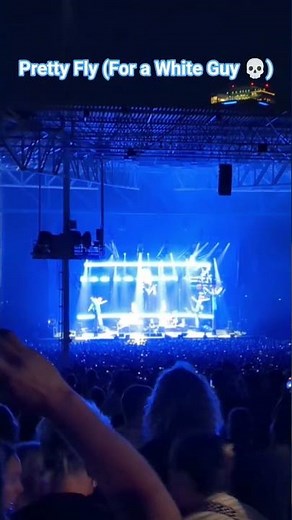 The Offspring - Pretty Fly [live] on "The Offspring: SUPERCHARGED Worldwide in '25" tour