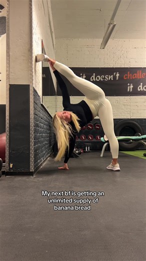 I bake weekly when I’m in love | Banana Bread