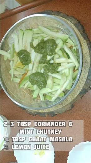 Refreshing Mint Guava Salad | Easy quick Healthy Salad Recipe! 🍈🌿 #foodonscreenbyamrita