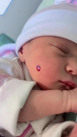 Videos de Bebés Recién Nacidos Niñas: Emocionantes Momentos