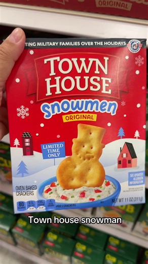 Town house snowman #grocery #groceryshopping #fyp #target #foryoupage @target @Town House Crackers