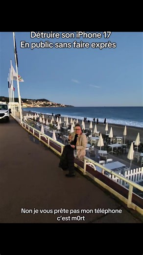 Elle était dans l’incompréhension … #drole #telephone #casser #prank #caisse