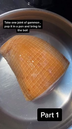 Delicious Xmas Smoked Ham with Ginger Beer and Orange Glaze