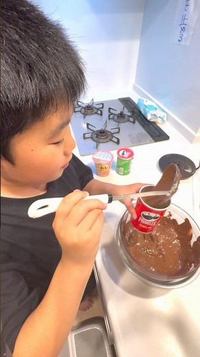 [Jutaro Kitchen] I Tried Making Chocolate Pringles and Chocolate Jagariko! #HeyJutaroKun